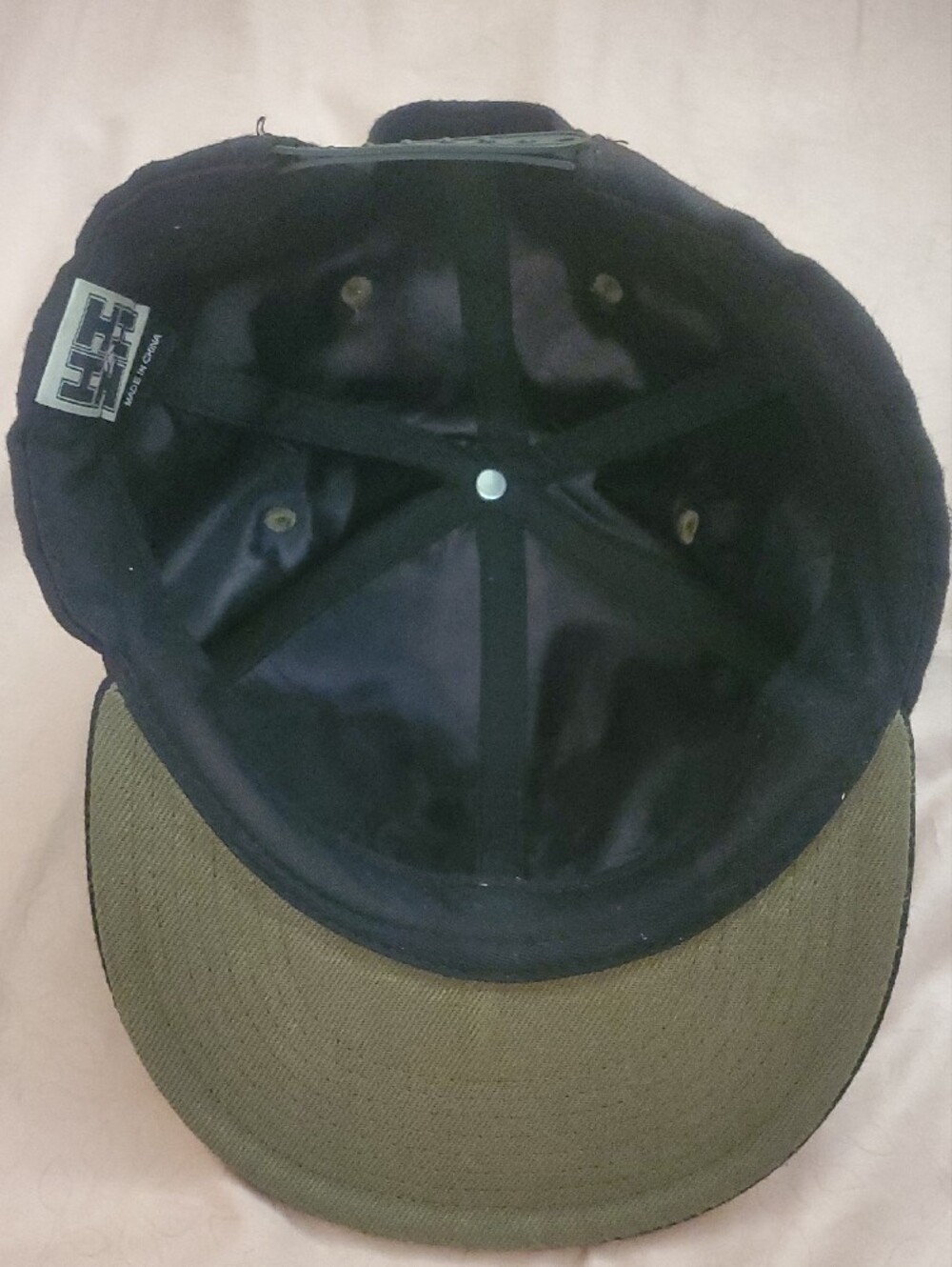 Black Snapback with Olive Logo - Picture 2 of 4